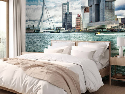 Fotobehang - Skyline Rotterdam met zicht op de Kop van Zuid in kleur