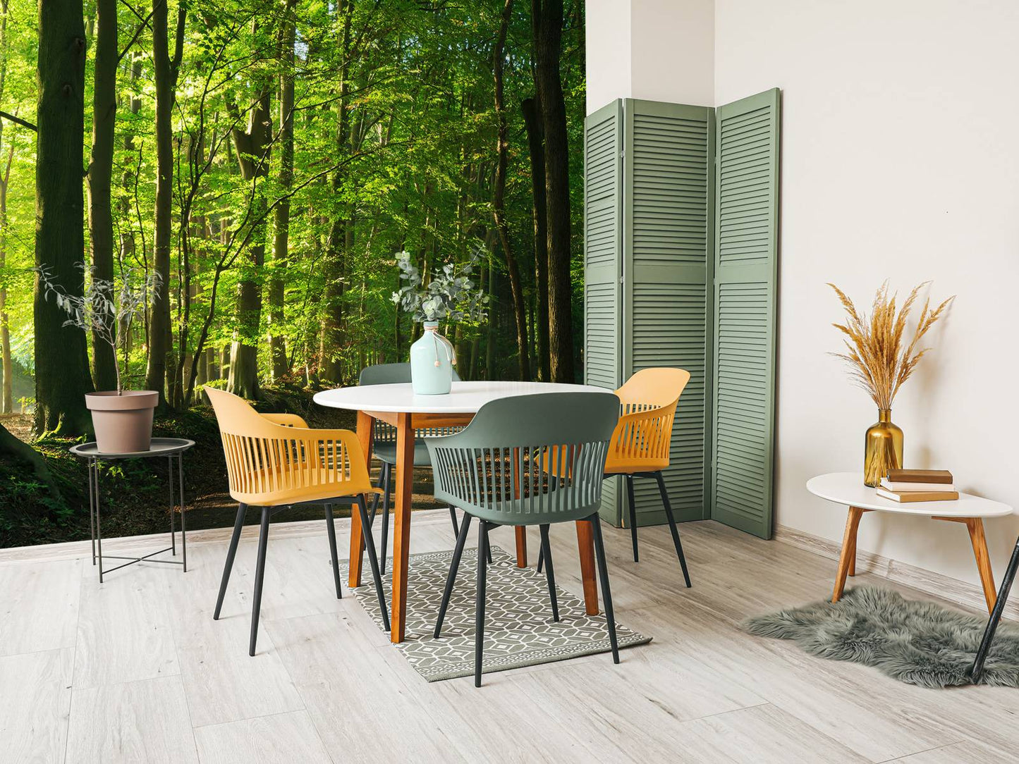 Fotobehang - Zonnige weg door een bos