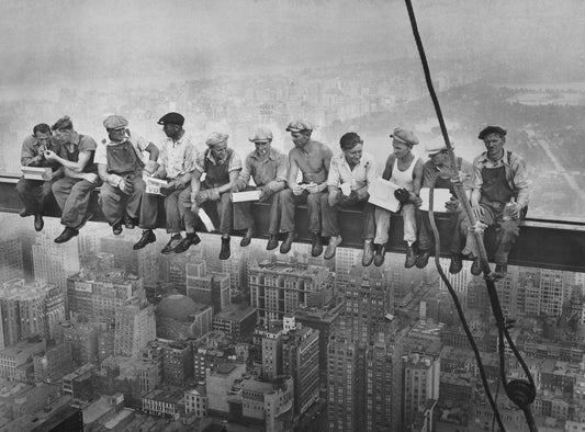 Fotobehang - Lunch at a skyscraper